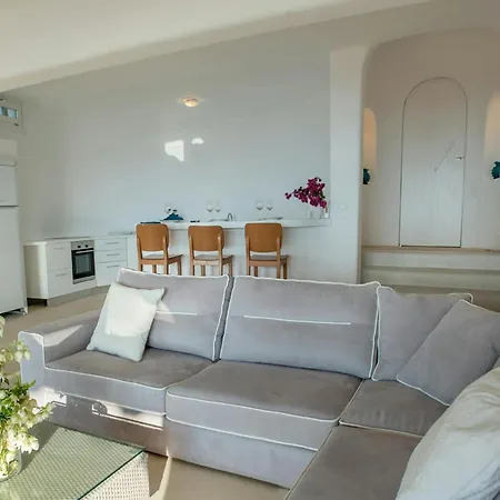 Villa Elegant With View *
